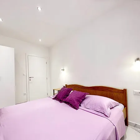 Vini Trogir