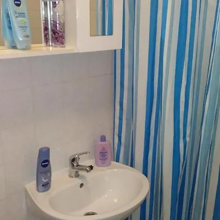 Apartment Vini