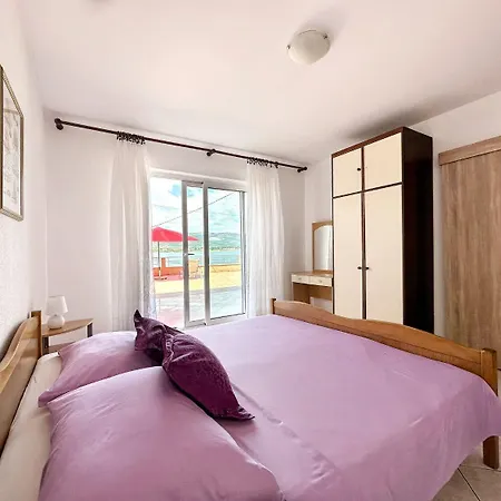 Vini Trogir