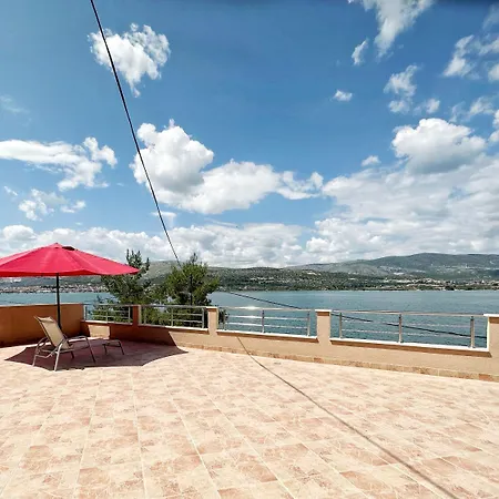 Vini Apartment Trogir