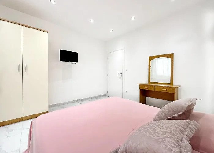 דירה Vini טרוגיר